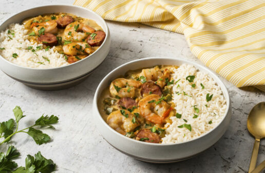 new-orleans-inspired-gumbo-with-chorizo-shrimp-and-white-rice